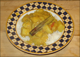 white potato curry
